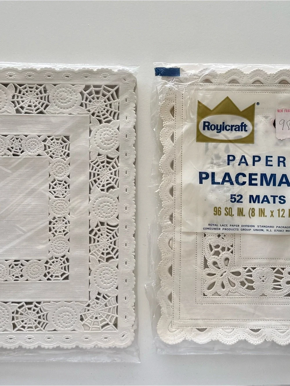 Wilton Craft White Decorative Paper Doilies Pack